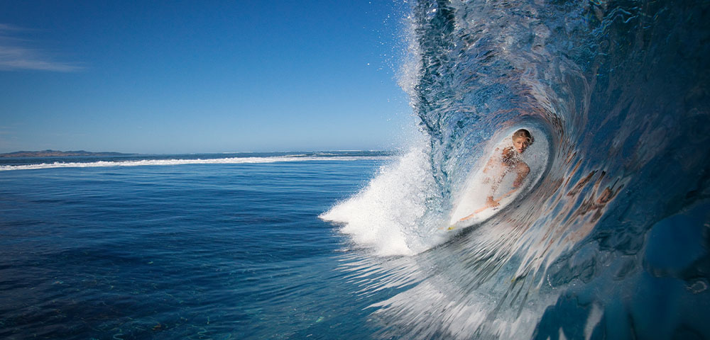 Surfing in Fiji - Gallery Image