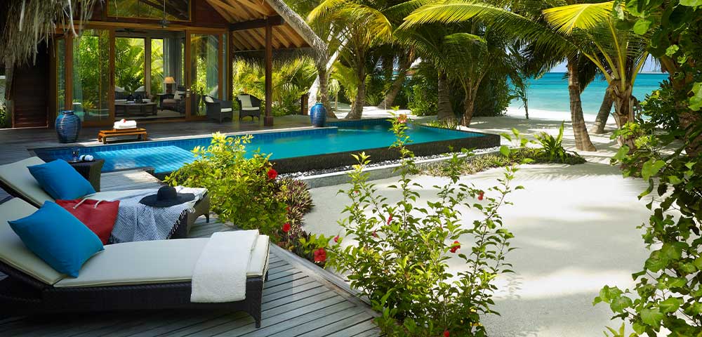 One-Bedroom Beach Villa with Pool Image