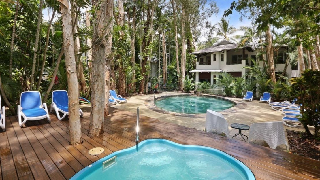 The Reef Retreat Palm Cove - Hero Image