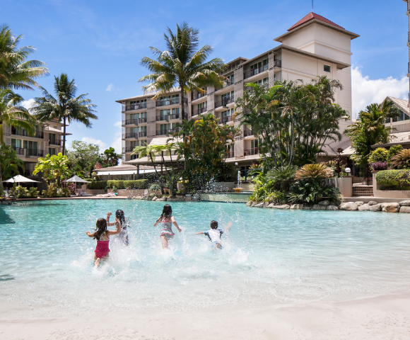 Novotel Cairns Oasis Resort - Gallery Image