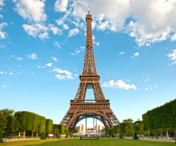 Paris, Vineyards of Bordeaux & Mediterranean Treasures - Hero Image