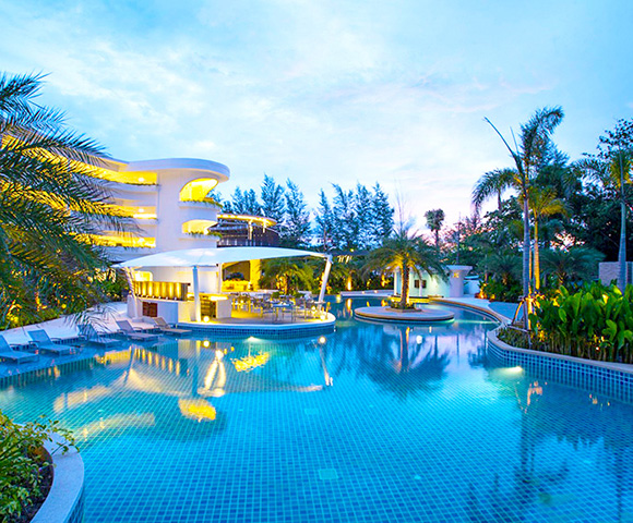 Novotel Phuket Karon Beach Resort and Spa - Hero Image