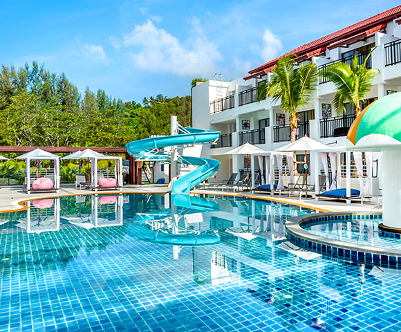 Novotel Phuket Karon Beach Resort and Spa - Gallery Image