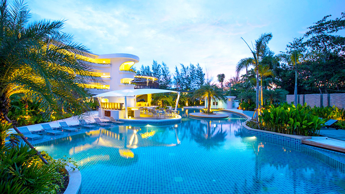 Novotel Phuket Karon Beach Resort and Spa - Hero Image