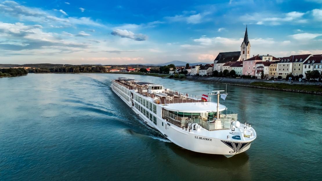 uniworld boutique river cruises 2022