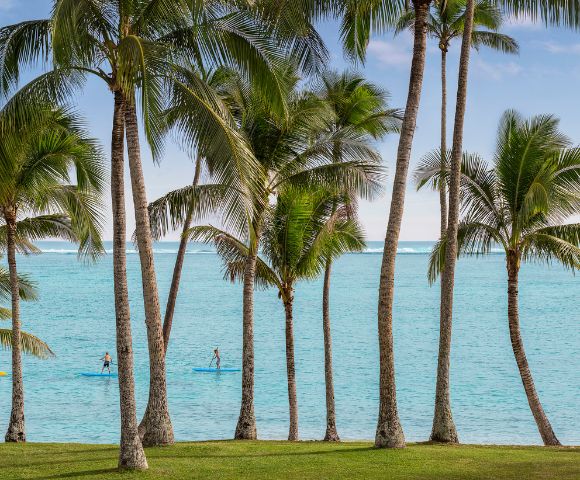 my-fiji-view-of-the-reef-with-two-people-kayaking-from-shangri-la-yanuca-island-along-the-coral-coast