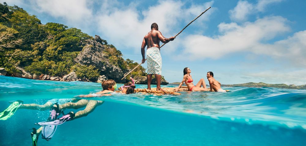 my-fiji-family-paddle-boarding-in-bilibili-mamanuca-islands