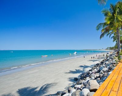 my-fiji-view-of-the-beach-at-radisson-blu-resort-fiji-denarau-island