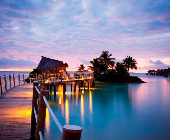 my-fiji-boardwalk-at-night-at-likuliku-lagoon-resort