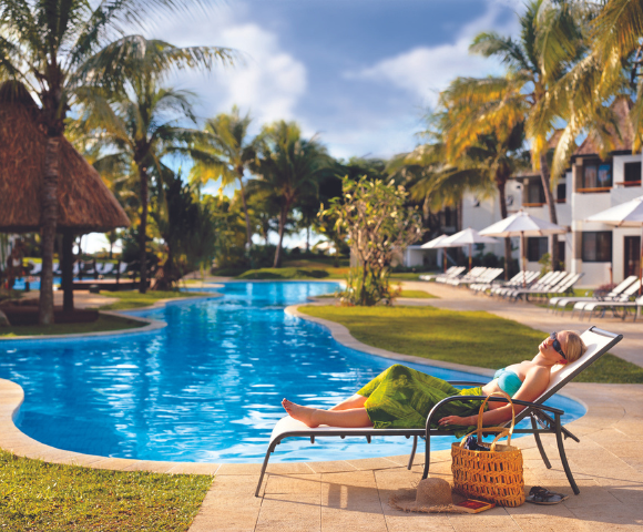 Unrivalled Luxury – Fiji, Tonga & Cook Island Paradise Image 2