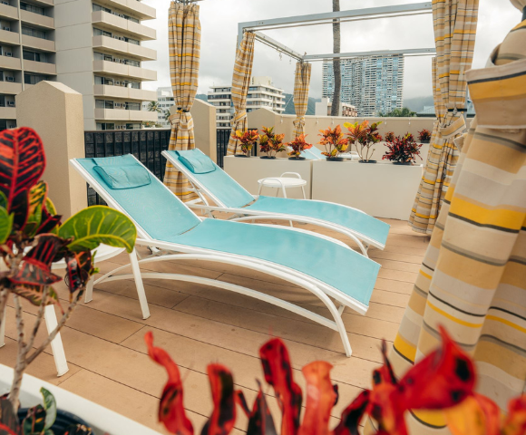 Holiday Inn Express Waikiki Image 2