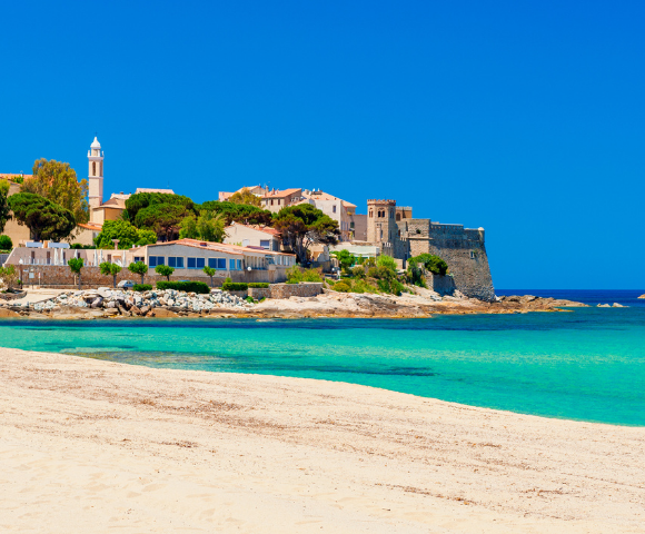 Mediterranean Adventurer - Hero Image