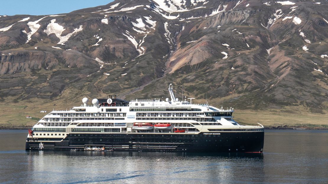 MS Fridtjof Nansen - Hero Image
