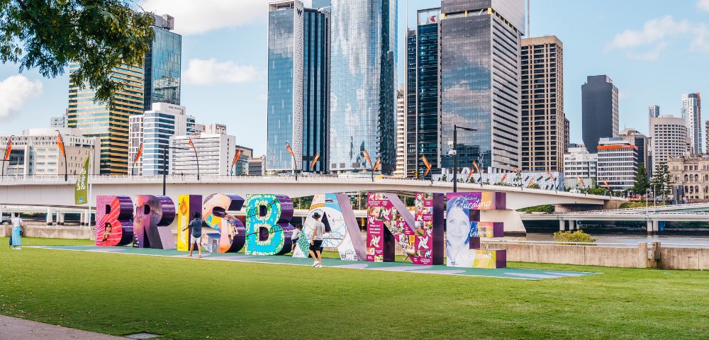 MY-HOLIDAY-art-city-sculpture-Brisbane