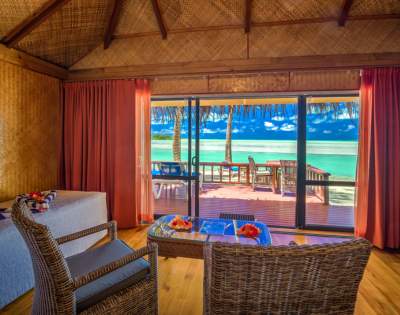 MY-HOLIDAY-THE-RAROTONGAN-BEACH-RESORT-LAGOONARIUM-DELUXE-BEACHFRONT-BUNGALOW