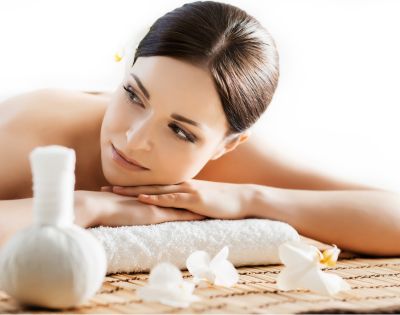 MY-HOLIDAY-Woman-in-In-Balance-Spa-at-Novotel-Phuket-Kata-Avista