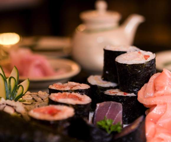 MYHOLIDAY-THE-WARWICK-FIJI-CLOSE-UP-SHOT-OF-SUSHI