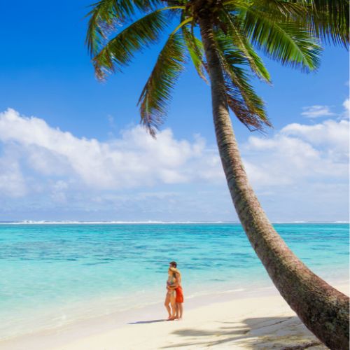 my-holiday-couple-on-the-beach-in-rarotonga-in-cook-islands
