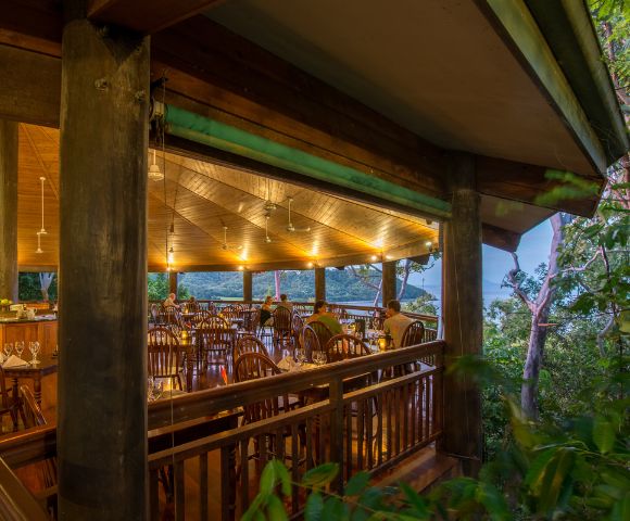 MY-QUEENSLAND-Exterior-View-of-the-restaurant-at-the-Thala-Beach-Resort-in-Queensland