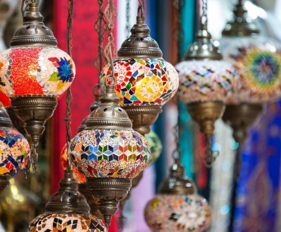 A Luxury Journey of Shimmering Skylines & Desert Sunsets Image 2