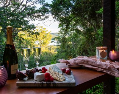 my-queensland-wine-and-cheese-board-with-a-view-lovetsone-cottages