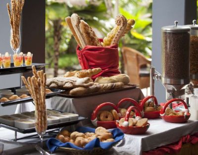 MY-HOLIDAY-Buffet-breakfast