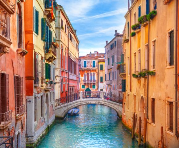my-cruise-venice-buildings-italy