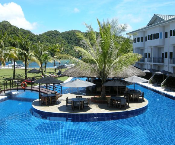 my-holiday-marina-rock-island-view-room-at-cove-resort-palau
