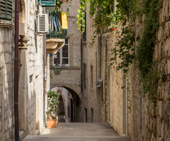 Around Italy with Rome, Venice & Lake Garda Stays - Gallery Image