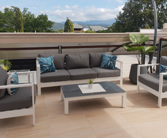 Saltwater Luxury Apartments - Gallery Image