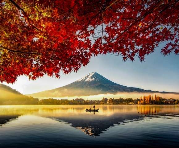 Luxury Autumn Colours of Japan - Hero Image