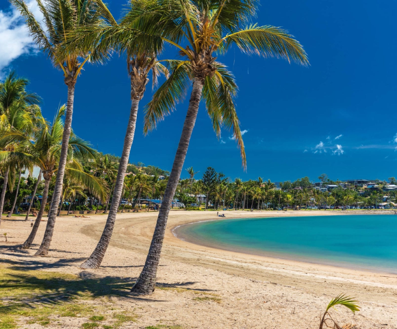 Queensland Escape: Gold Coast & Whitsundays - Gallery Image
