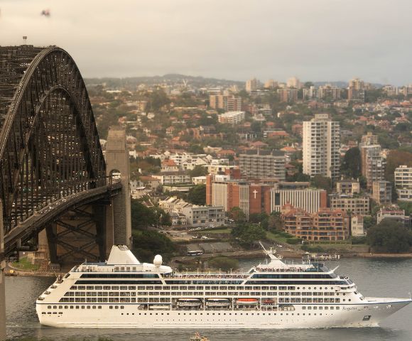 367 Day World Exploration from Australia Main Image