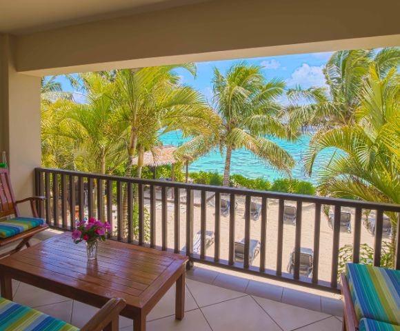 Moana Sands Beachfront Villas & Apartments - Gallery Image