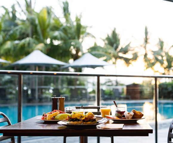 Reef View Hotel Hamilton Island Image 1