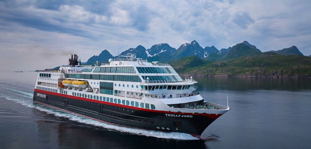 MS Trollfjord - Hero Image