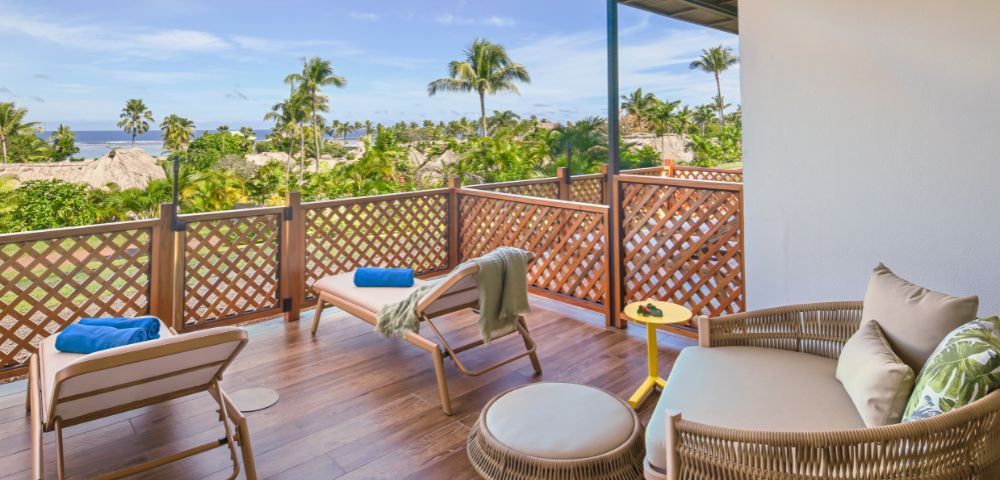Resort View Courtyard Double Image
