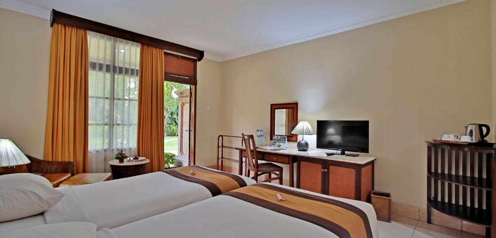 Deluxe Room - Hero Image