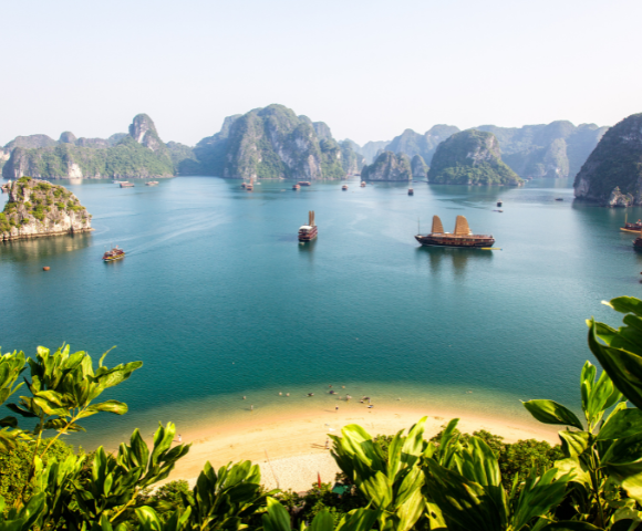 17 Day Great Wall to Halong Bay Tour Main Image