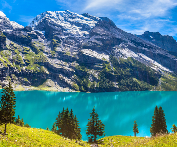 15 Day Switzerland & Italy: Panoramic Trains, Alpine Vistas & Lakeside Bliss Image 5
