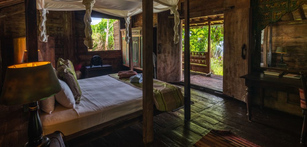 Beachfront Villa Image