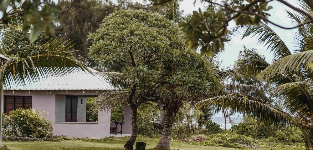 Beachside Bliss Bungalow - Hero Image