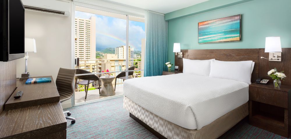 Deluxe Room - Hero Image
