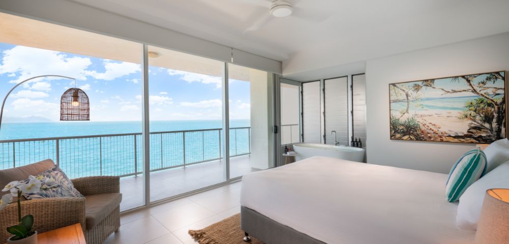 Three Bedroom Two Bathroom Apartment Ocean View - Hero Image