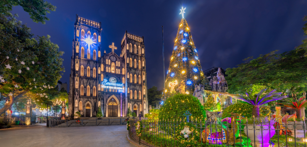 12 Day Christmas in Vietnam Tour Image 1