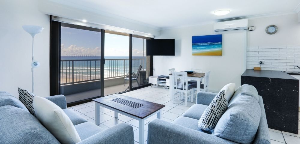 Superior One Bedroom Apartment Image