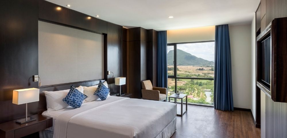 Deluxe Club Suite Image