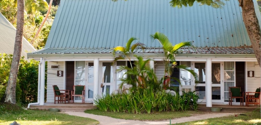 Deluxe Ocean View Bure - Hero Image