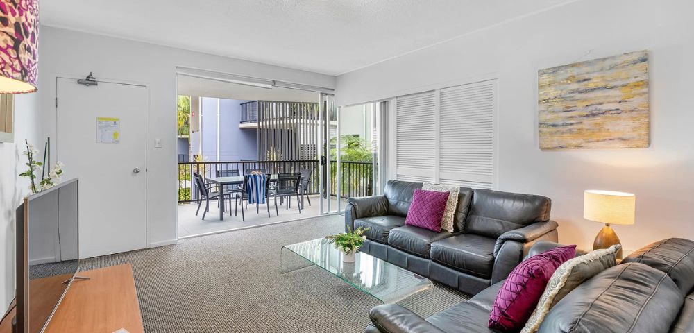 One Bedroom Pool View Apartment Image