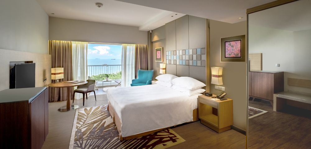 King Premier Sea View Room with Balcony Image